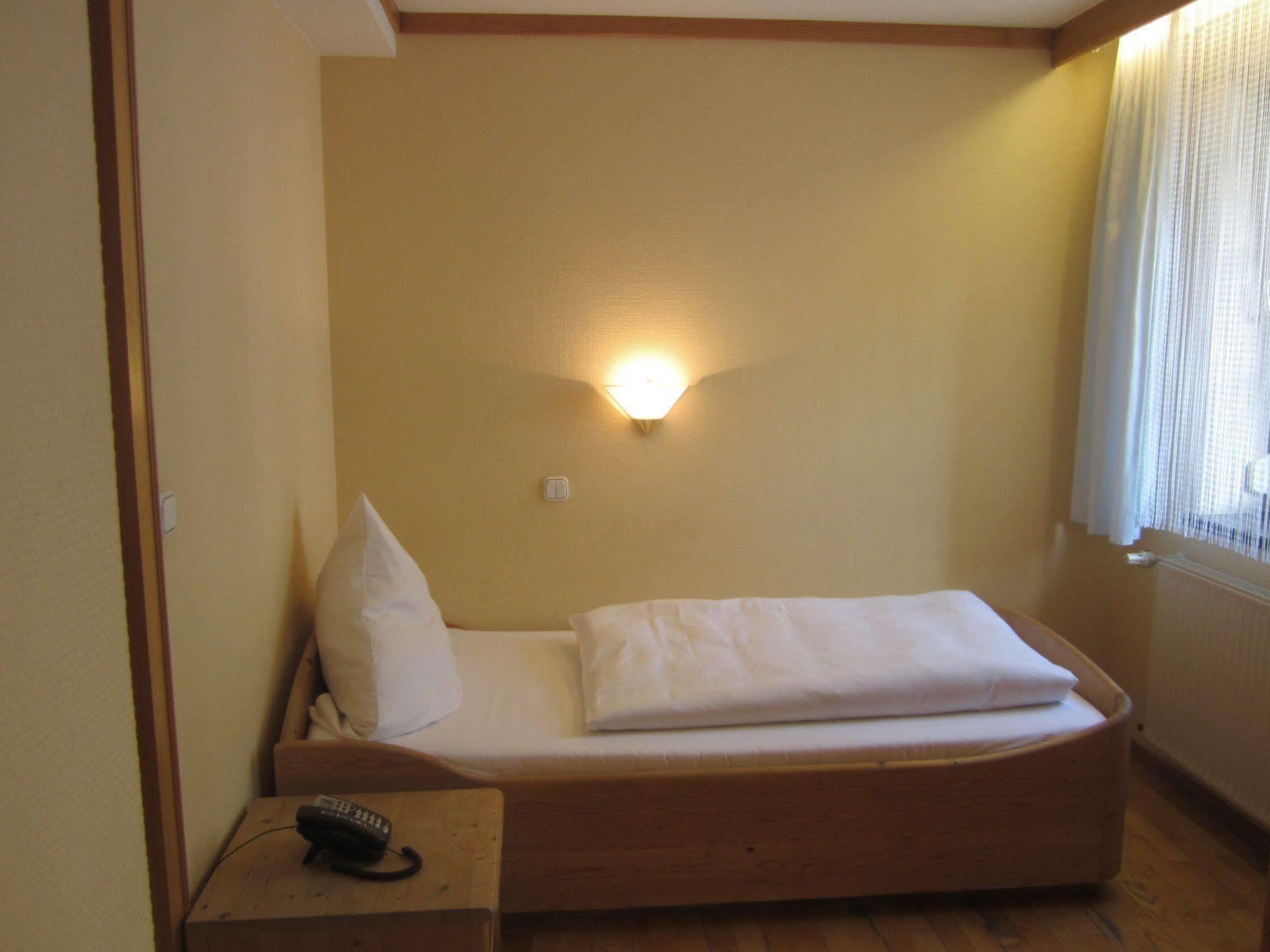 Grub am Forst Landgasthof Goldene Rose מראה חיצוני תמונה